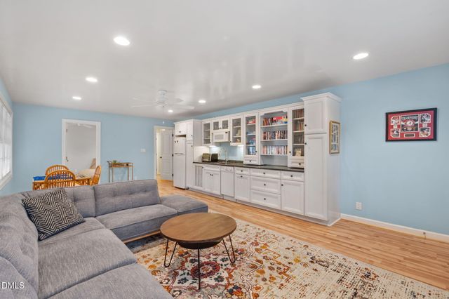 18 Marchmont Court, Durham, NC 27705