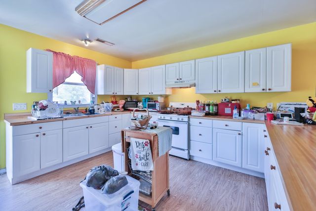 57 Jacobs Ave., Georgetown, SC 29440