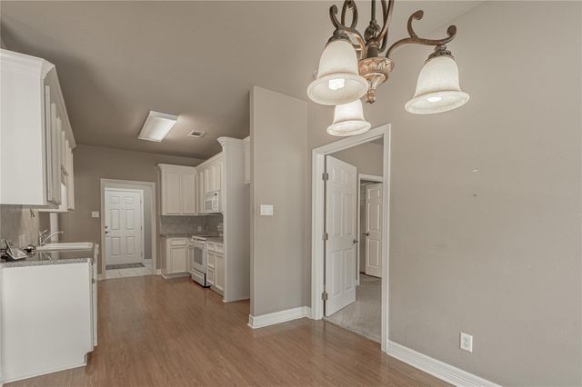 249 Broadmoor Drive, Huntsville, TX 77340