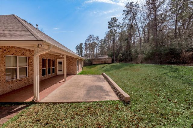 249 Broadmoor Drive, Huntsville, TX 77340