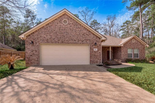 249 Broadmoor Drive, Huntsville, TX 77340