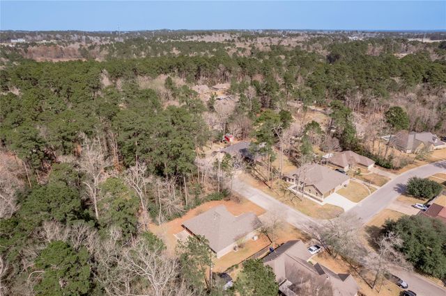 249 Broadmoor Drive, Huntsville, TX 77340