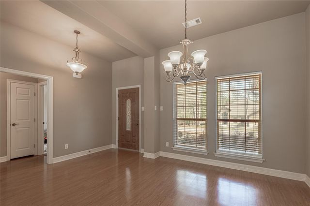 249 Broadmoor Drive, Huntsville, TX 77340