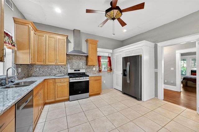 211 CASSADY STREET, Umatilla, FL 32784