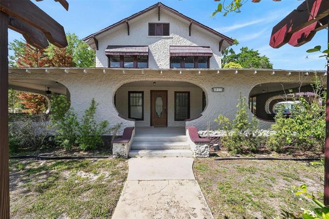 211 CASSADY STREET, Umatilla, FL 32784