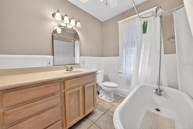 211 CASSADY STREET, Umatilla, FL 32784