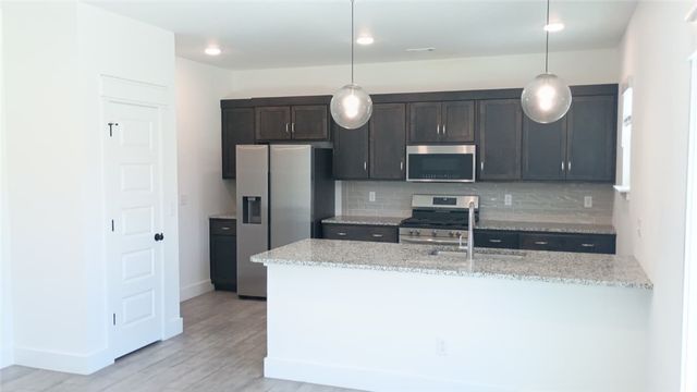 2141 Bluebonnet Lane, Centerton, AR 72719