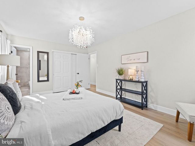 366 INDEPENDENCE BLVD, Lawnside, NJ 08045