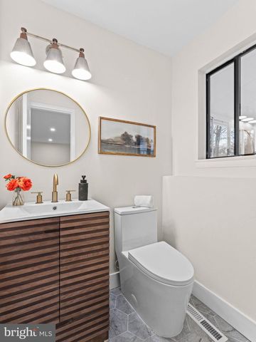 366 INDEPENDENCE BLVD, Lawnside, NJ 08045