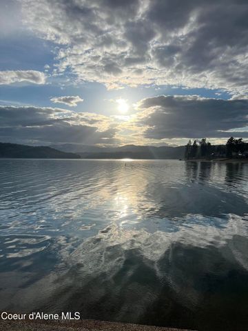 7767 N Gila Ct, Coeur D'alene, ID 83815