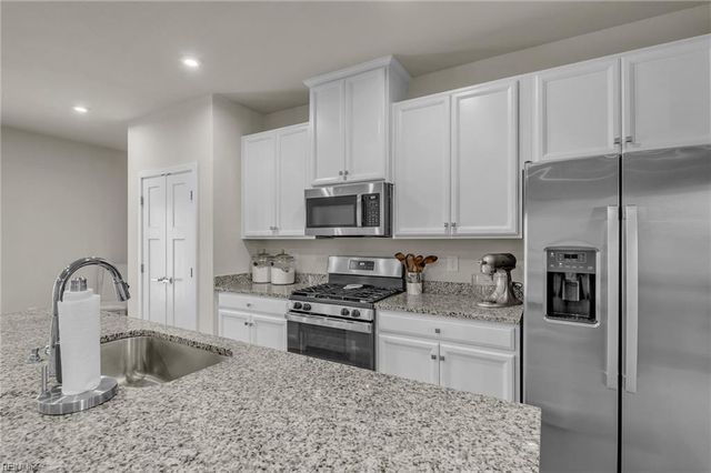 1207 Worden WAY, Suffolk, VA 23435