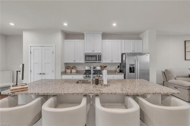 1207 Worden WAY, Suffolk, VA 23435