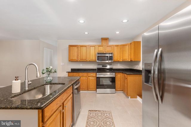 13 DOG PATCH LN, Stafford, VA 22554