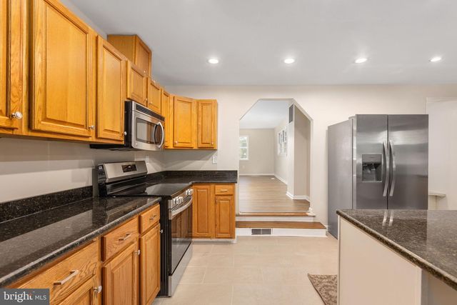 13 DOG PATCH LN, Stafford, VA 22554