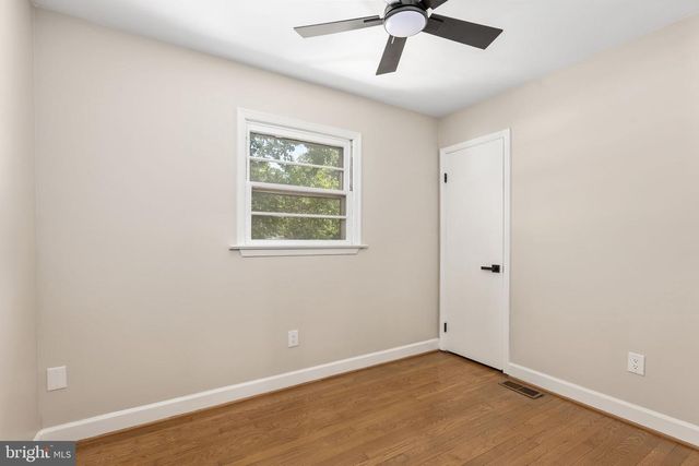 13 DOG PATCH LN, Stafford, VA 22554
