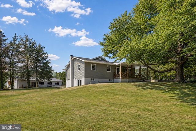 13 DOG PATCH LN, Stafford, VA 22554