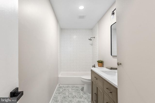 13 DOG PATCH LN, Stafford, VA 22554