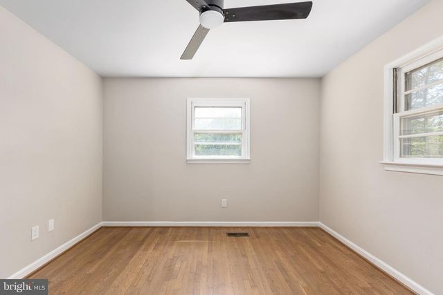 13 DOG PATCH LN, Stafford, VA 22554