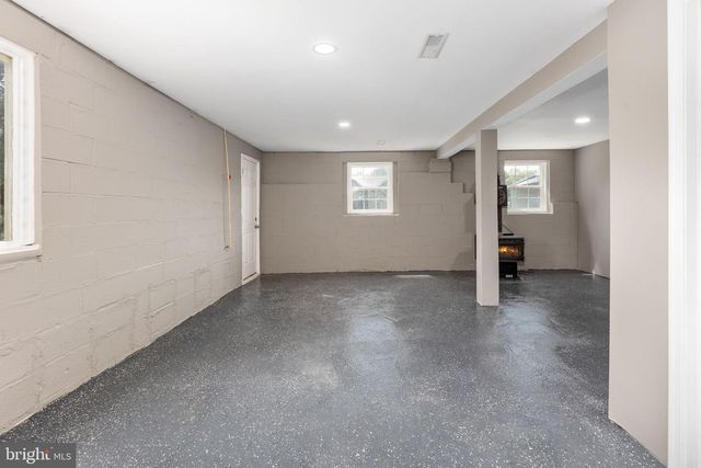 13 DOG PATCH LN, Stafford, VA 22554