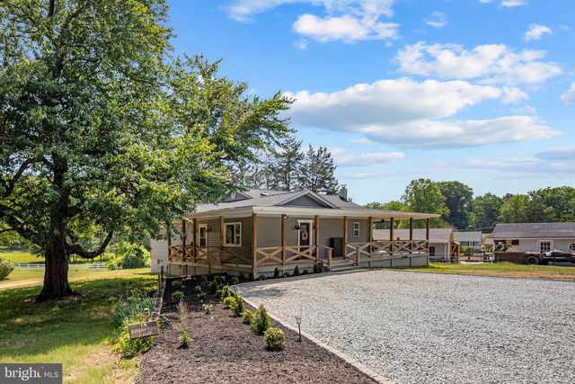 13 DOG PATCH LN, Stafford, VA 22554