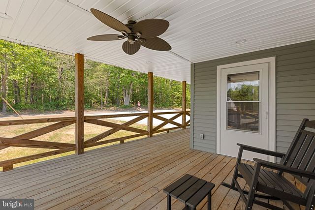 13 DOG PATCH LN, Stafford, VA 22554