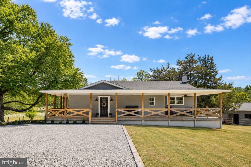 13 DOG PATCH LN, Stafford, VA 22554