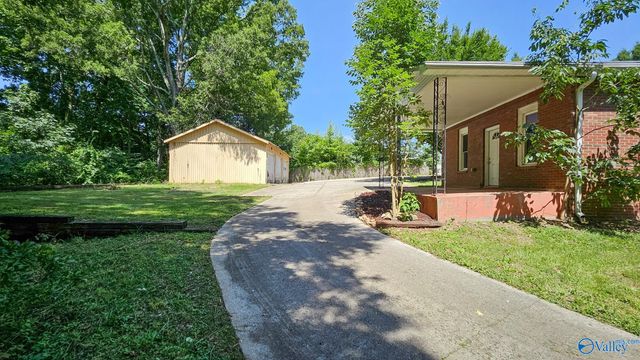 20126 Sandlin Road, Elkmont, AL 35620