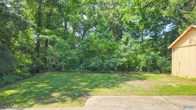 20126 Sandlin Road, Elkmont, AL 35620