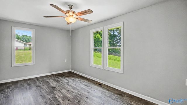 20126 Sandlin Road, Elkmont, AL 35620