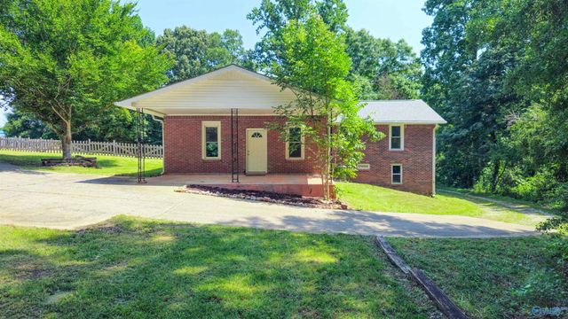 20126 Sandlin Road, Elkmont, AL 35620