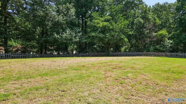 20126 Sandlin Road, Elkmont, AL 35620