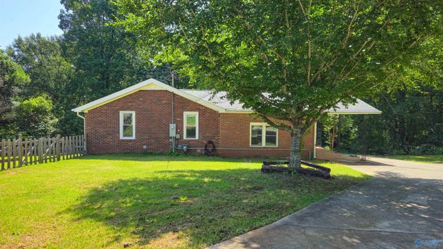 20126 Sandlin Road, Elkmont, AL 35620