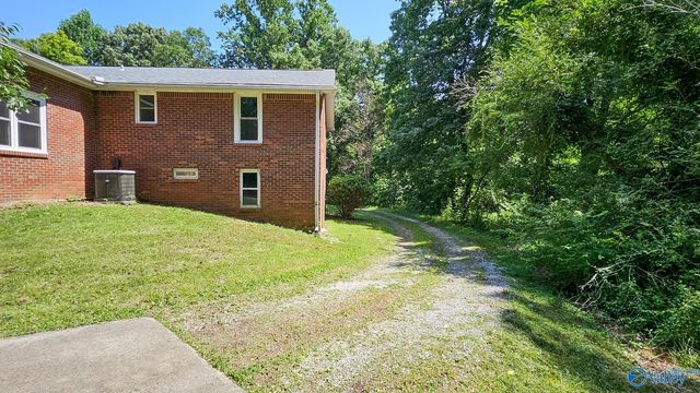 20126 Sandlin Road, Elkmont, AL 35620
