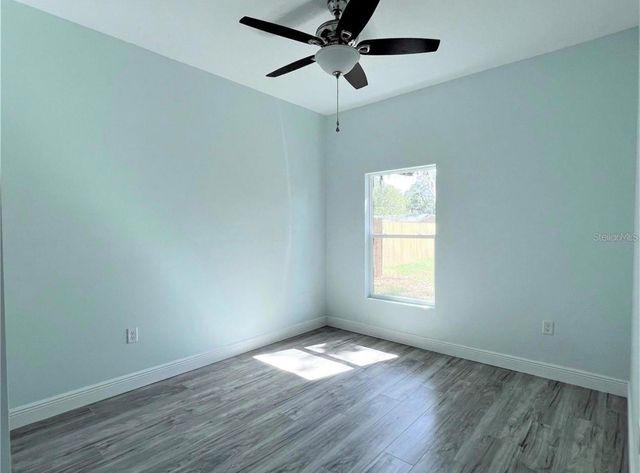 1418 N ORANGE STREET, Mount Dora, FL 32757