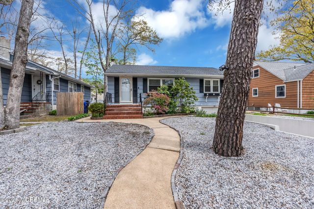 704 Barberry Drive, Brick, NJ 08723