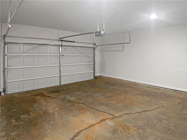 16 Fox Drive, Winder, GA 30680