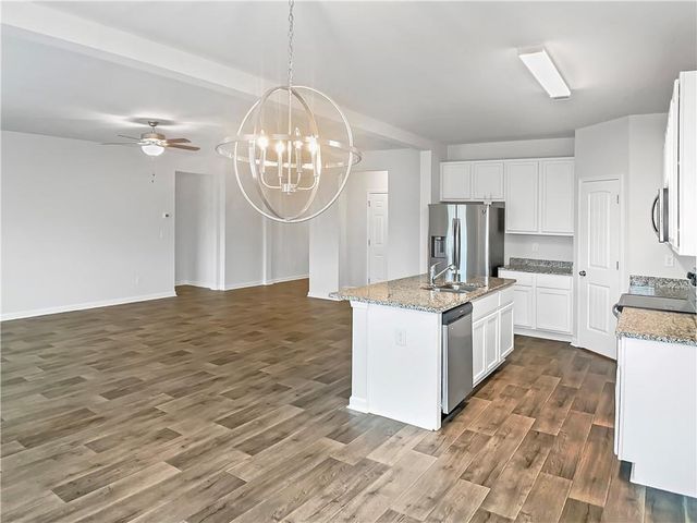 16 Fox Drive, Winder, GA 30680