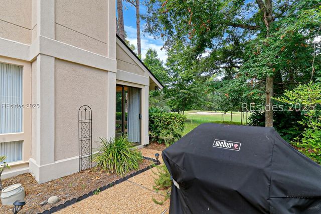 1 High Bluff Rd Apt 2017, Hilton Head Island, SC 29926