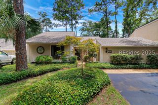 1 High Bluff Rd Apt 2017, Hilton Head Island, SC 29926
