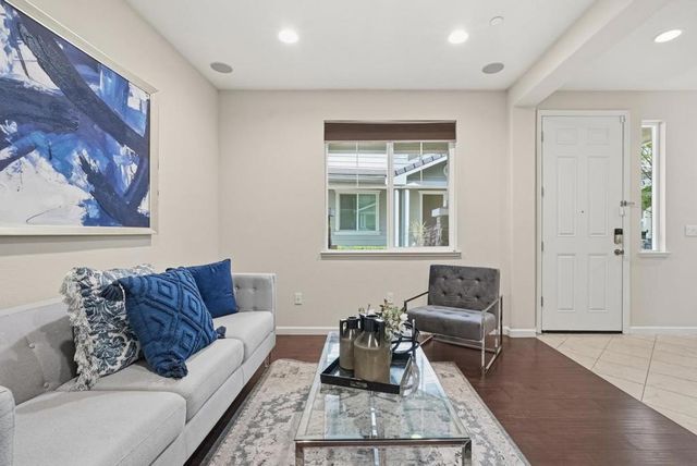 7026 N Mariposa Lane, Dublin, CA 94568