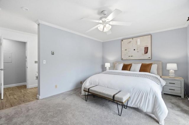 848 Apricot Avenue B, Campbell, CA 95008