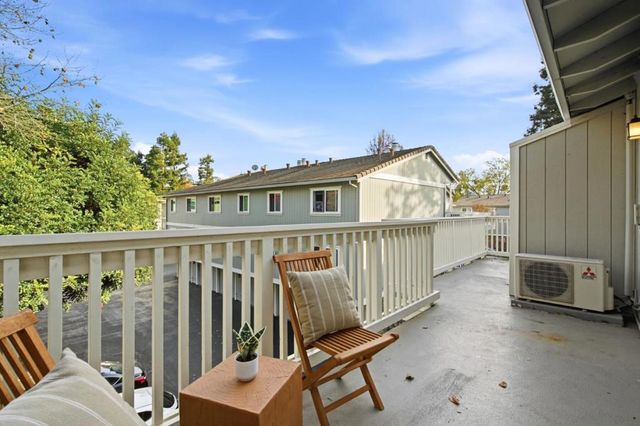848 Apricot Avenue B, Campbell, CA 95008