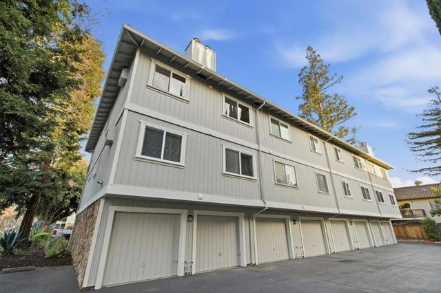 848 Apricot Avenue B, Campbell, CA 95008