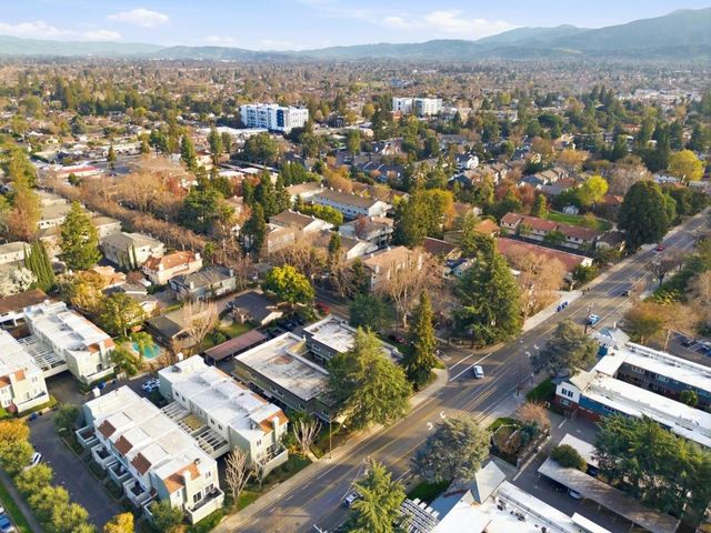 848 Apricot Avenue B, Campbell, CA 95008