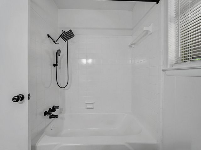 1104 Darlene Lane, Arlington, TX 76010