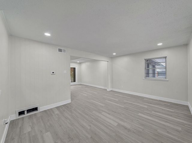 1104 Darlene Lane, Arlington, TX 76010