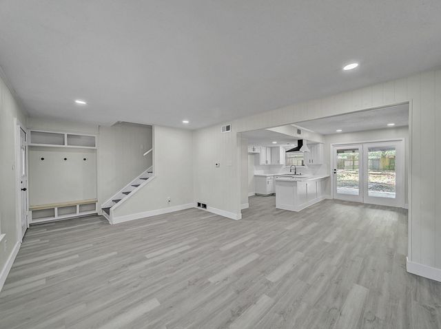 1104 Darlene Lane, Arlington, TX 76010