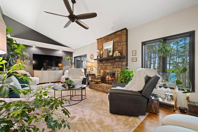 4 Peral Lane, Hot Springs Village, AR 71909