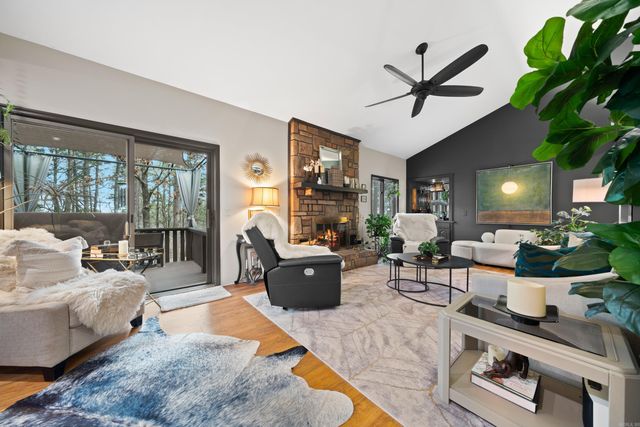 4 Peral Lane, Hot Springs Village, AR 71909