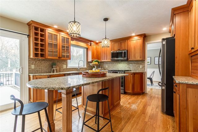 23 Hadley Court, Pittsford, NY 14534